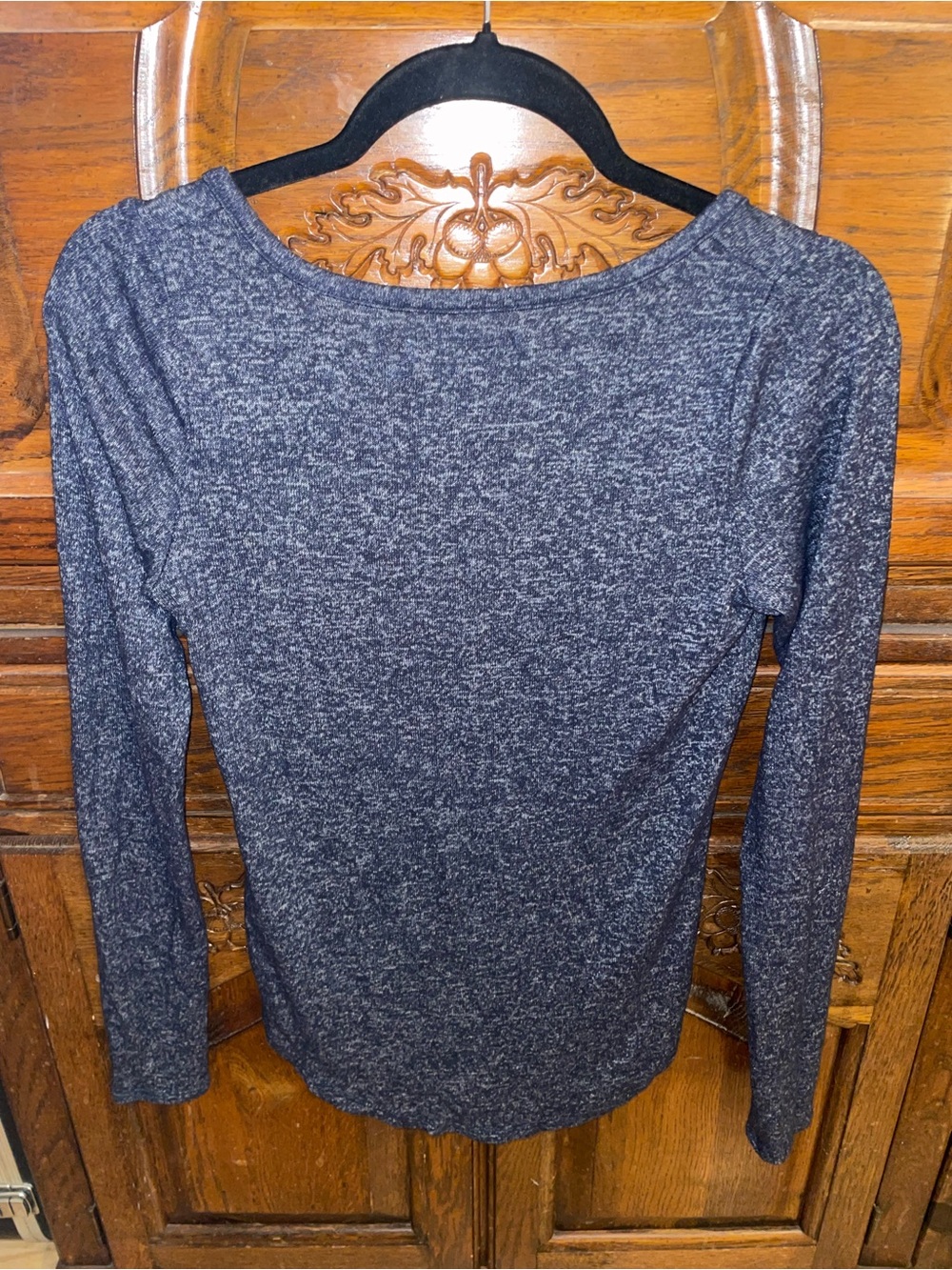 Abercrombie & Fitch Women's Long-Sleeve Henley Top in Heather Navy, XS - Picture 3 of 5